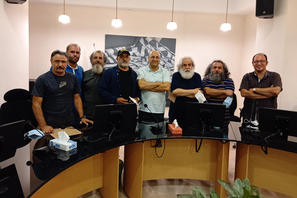 شهرام گیل آبادی، رئیس، محمد رحمانیان نایب رئیس و احسان حاجی پور دبیر هیئت انجمن صنفی سراسری کارگردانان تئاتر ایران شدند